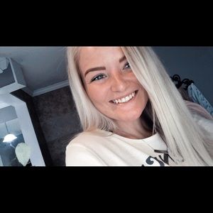 Meet your Posher, Clara